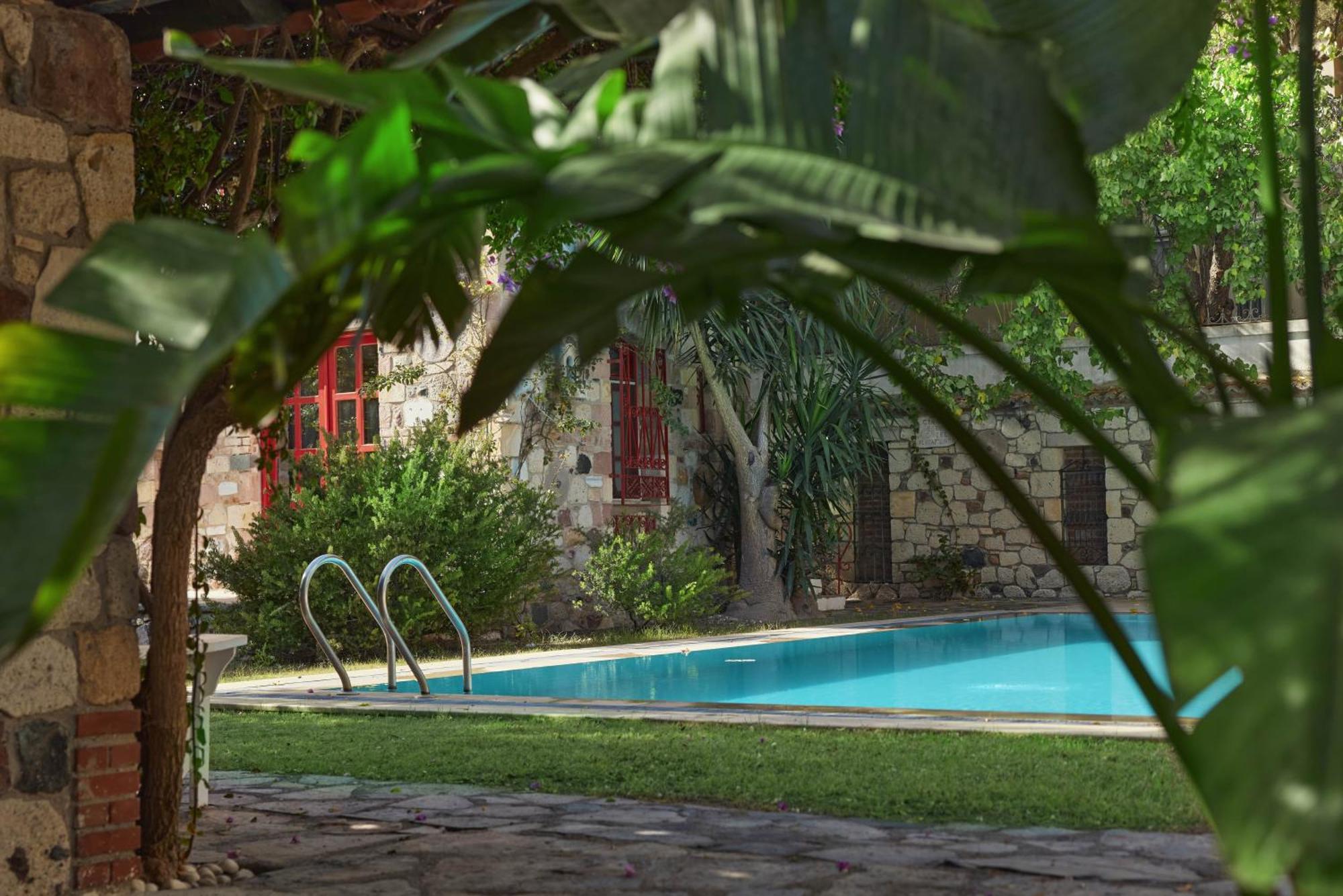 Alacati Zeytin Konak Hotel Exterior photo